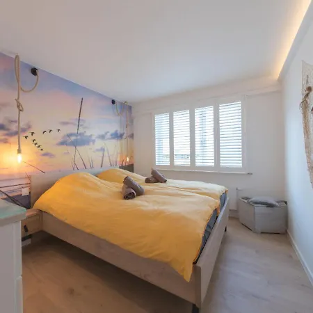 Apartment Charlie Stylish Apartment Near Beach By Interhome Appartamento De Haan