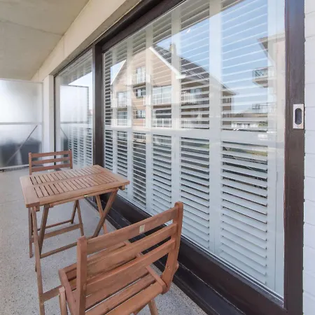 Apartment Charlie Stylish Apartment Near Beach By Interhome