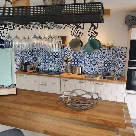 Apartment Charlie Stylish Apartment Near Beach By Interhome *